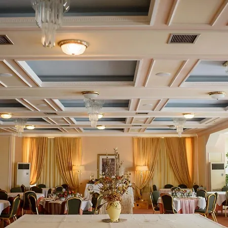 Philippos Hotel 3*