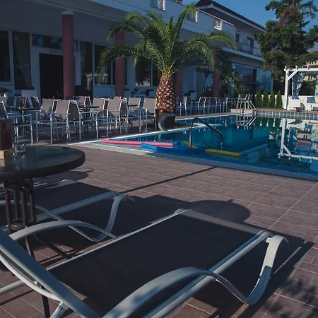 Hotel Philippos 3*